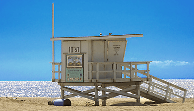lifeguard_tower